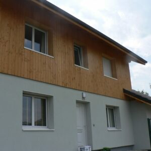 Vue extérieur de l'étage de la Maison ossature bois à Albens