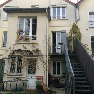 Extérieur de la réhabilitation d’une maison de ville à Suresnes