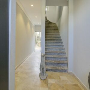 5 logements minimalistes au centre-ville d’Ecully