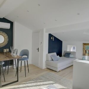 5 logements minimalistes au centre-ville d’Ecully
