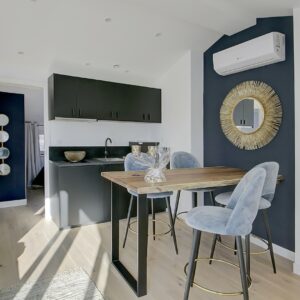 5 logements minimalistes au centre-ville d’Ecully